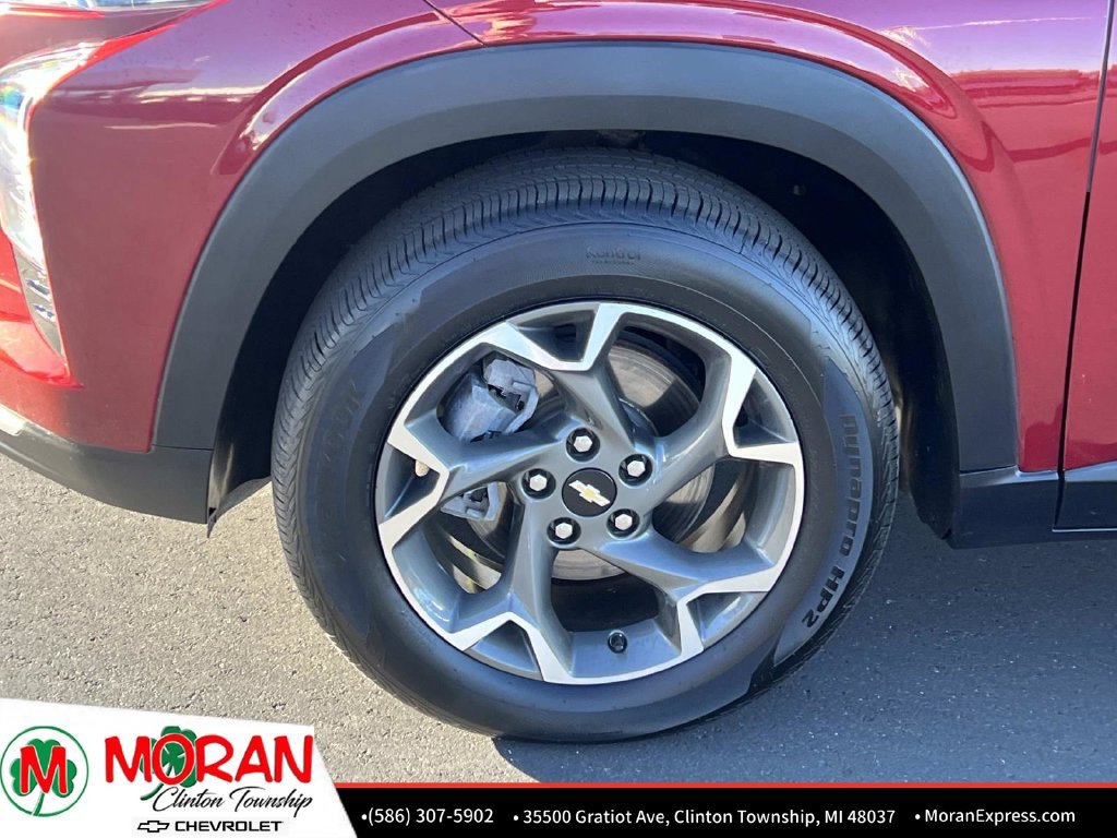 Certified 2024 Chevrolet Trax LT w/ Driver Confidence Package FWD image 10