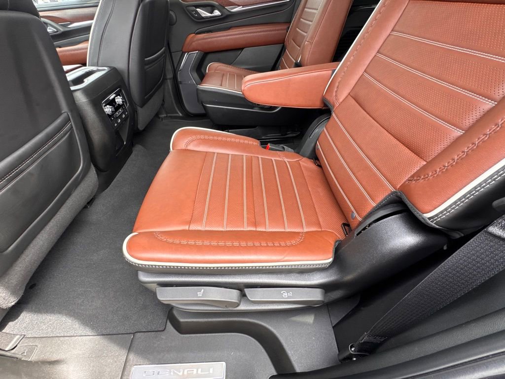Used 2024 GMC Yukon Denali Ultimate image 31