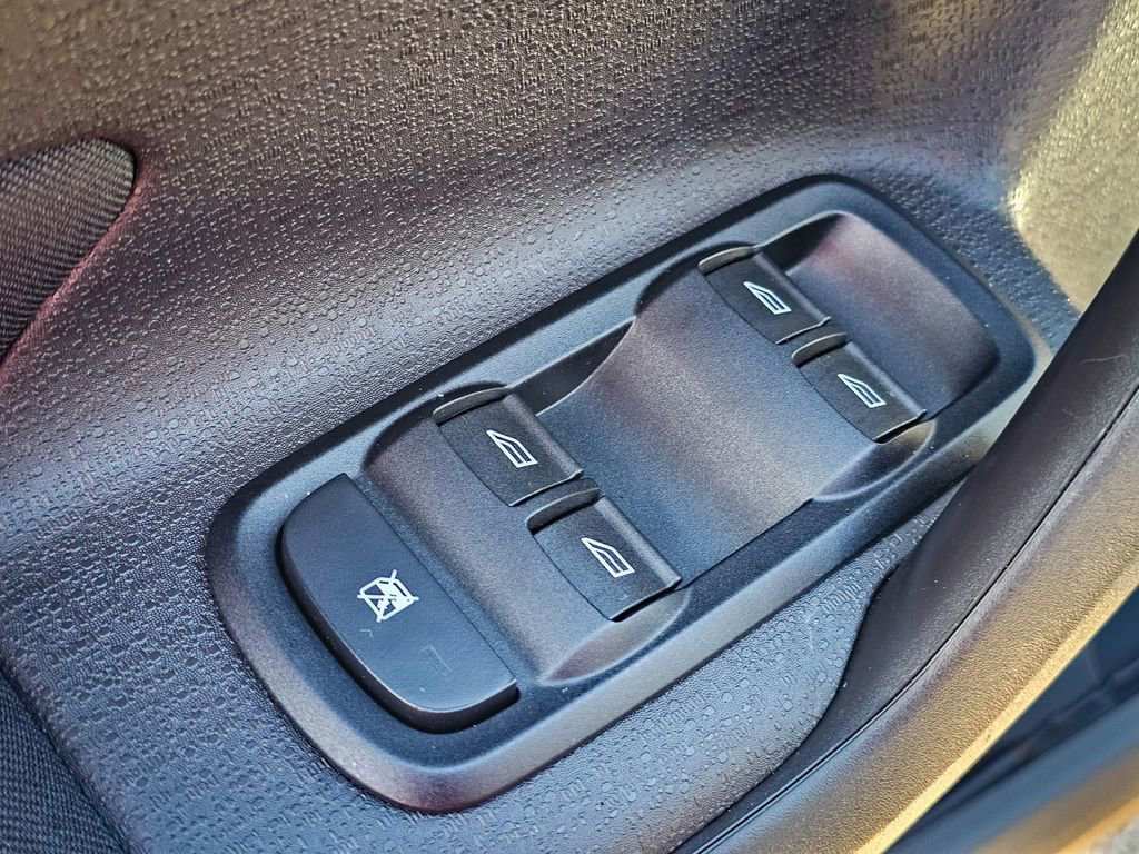 Used 2017 Ford Fiesta SE w/ Cold Weather Package image 10