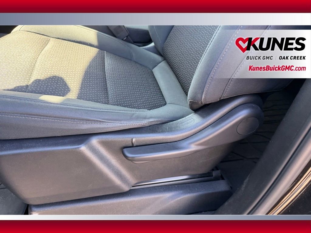 Used 2019 Chevrolet Silverado 1500 Custom Trail Boss w/ Custom Convenience Package image 11