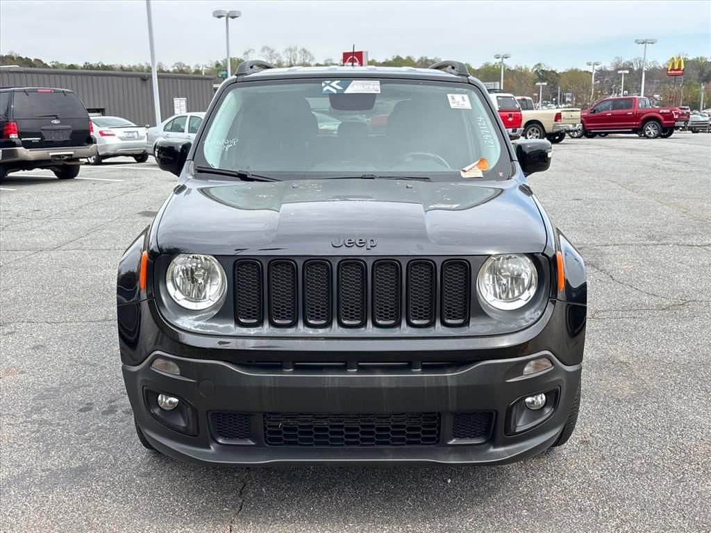 Used 2017 Jeep Renegade Altitude image 4