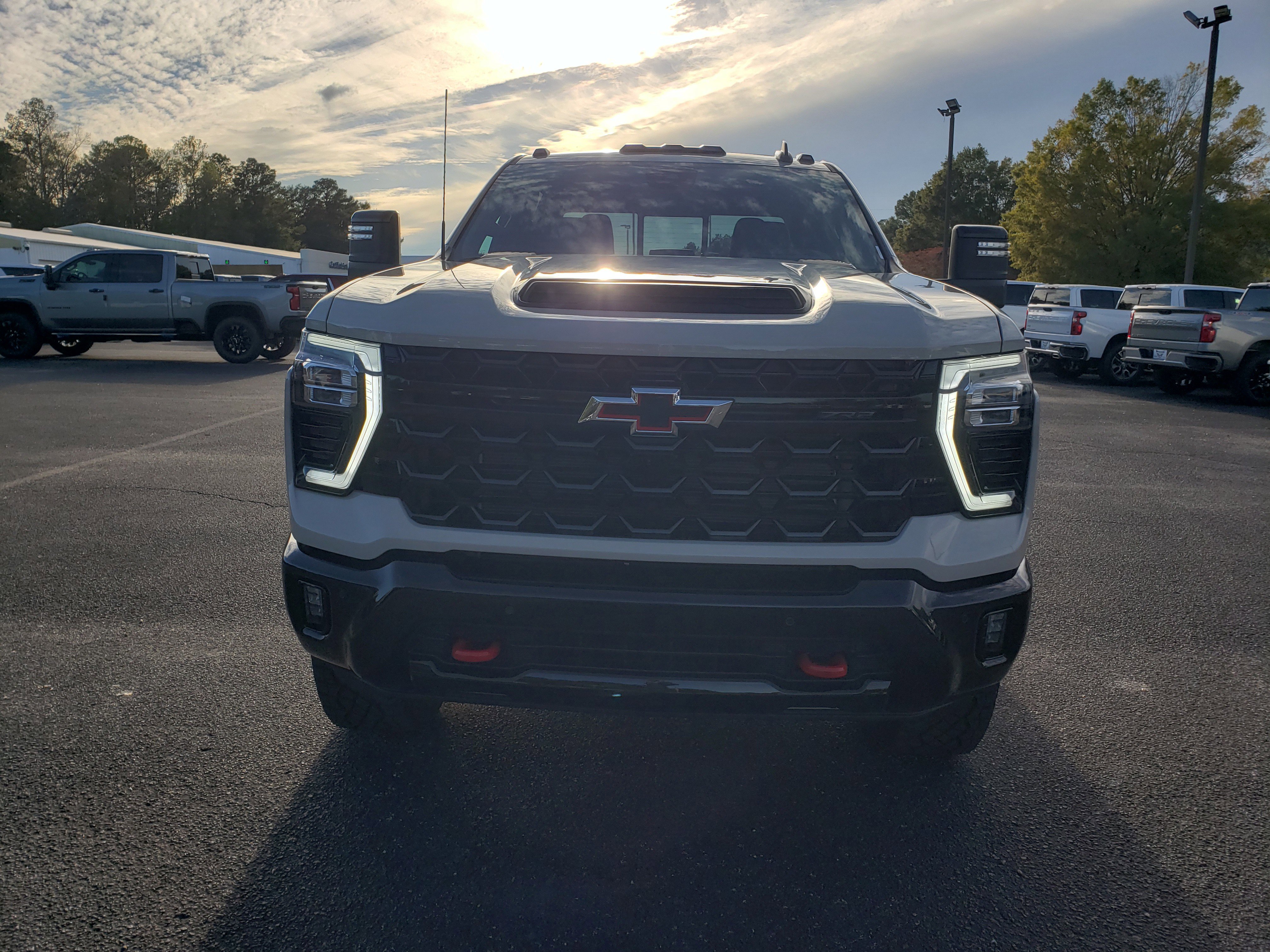 New 2026 Chevrolet Silverado 2500 ZR2 image 7