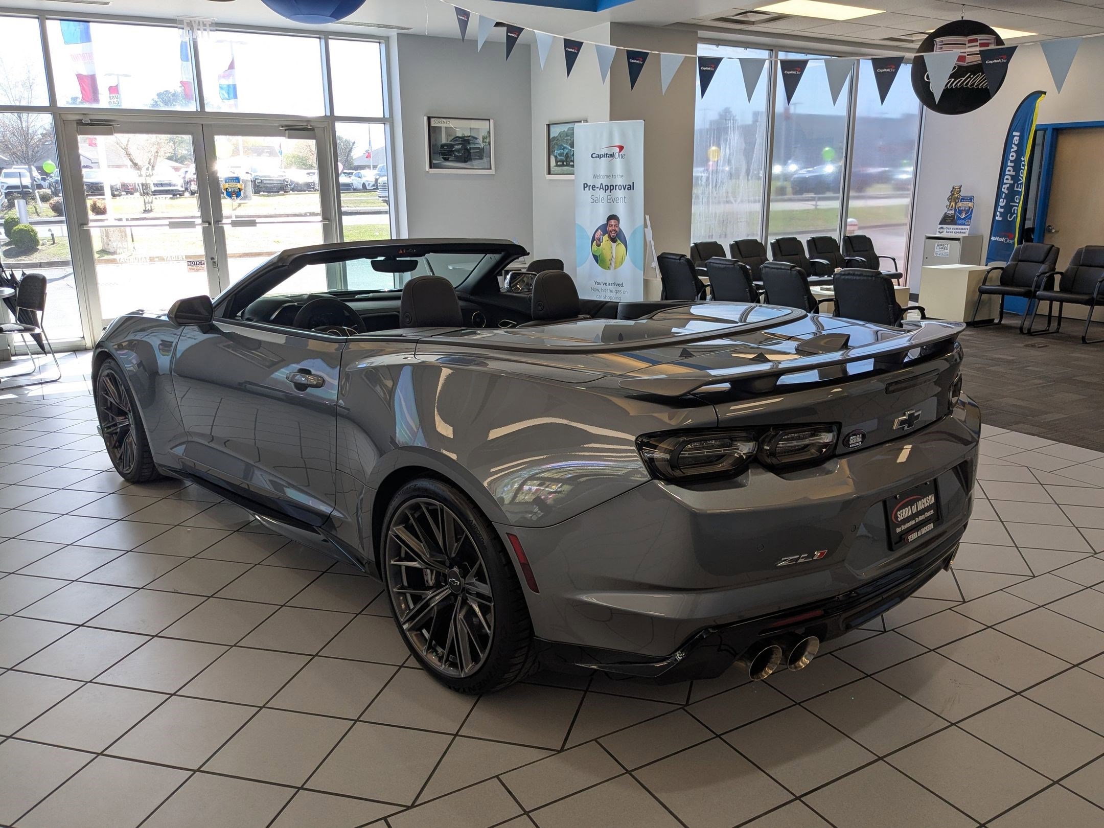 Used 2021 Chevrolet Camaro ZL1 image 2