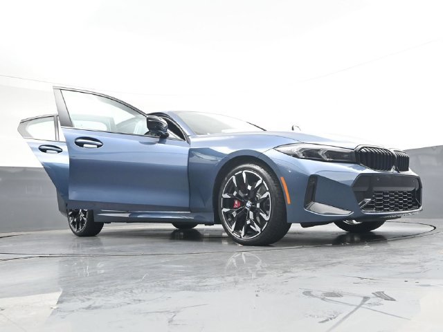 New 2026 BMW 330i Sedan w/ M Sport Package RWD image 43