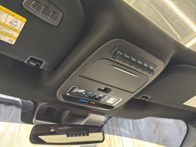 Used 2025 Ford F150 Raptor AWD/4WD image 34
