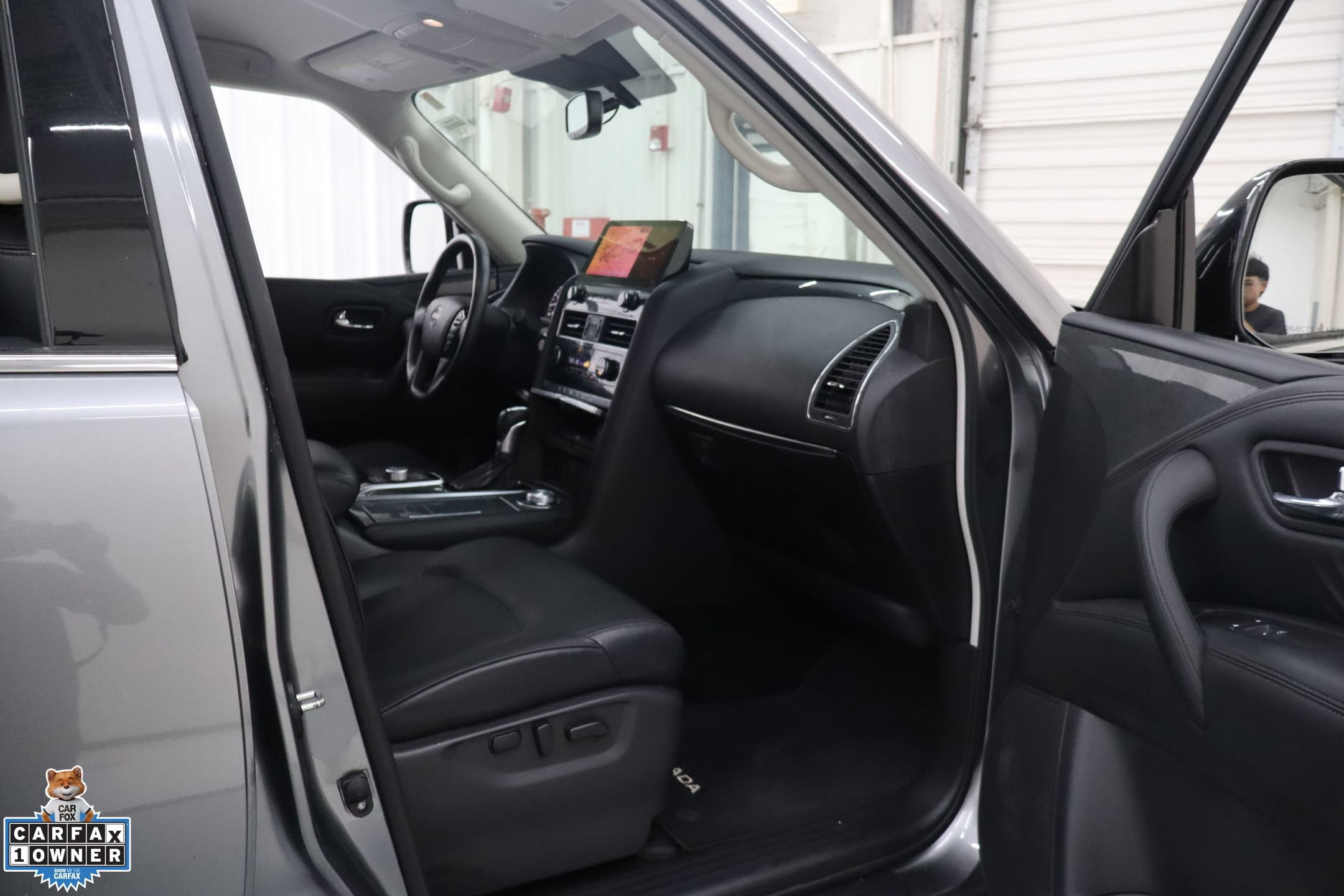 Used 2024 Nissan Armada SV w/ Cargo Package AWD/4WD image 32