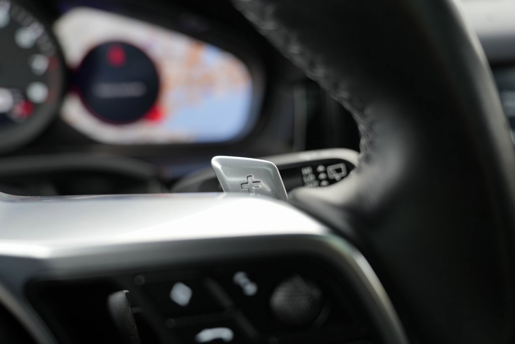 Used 2020 Porsche Cayenne image 48