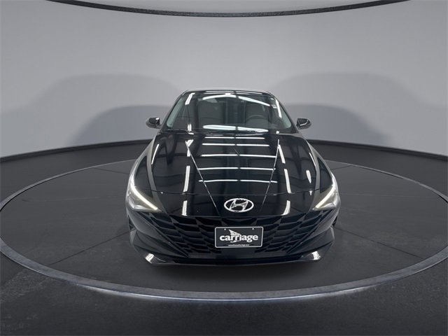 Used 2021 Hyundai Elantra SEL w/ Convenience Package image 3