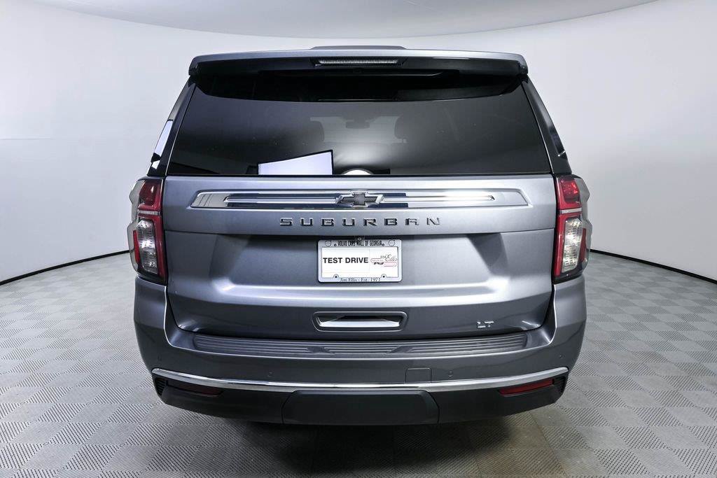 Used 2022 Chevrolet Suburban LT w/ LT Signature Plus Package RWD image 32