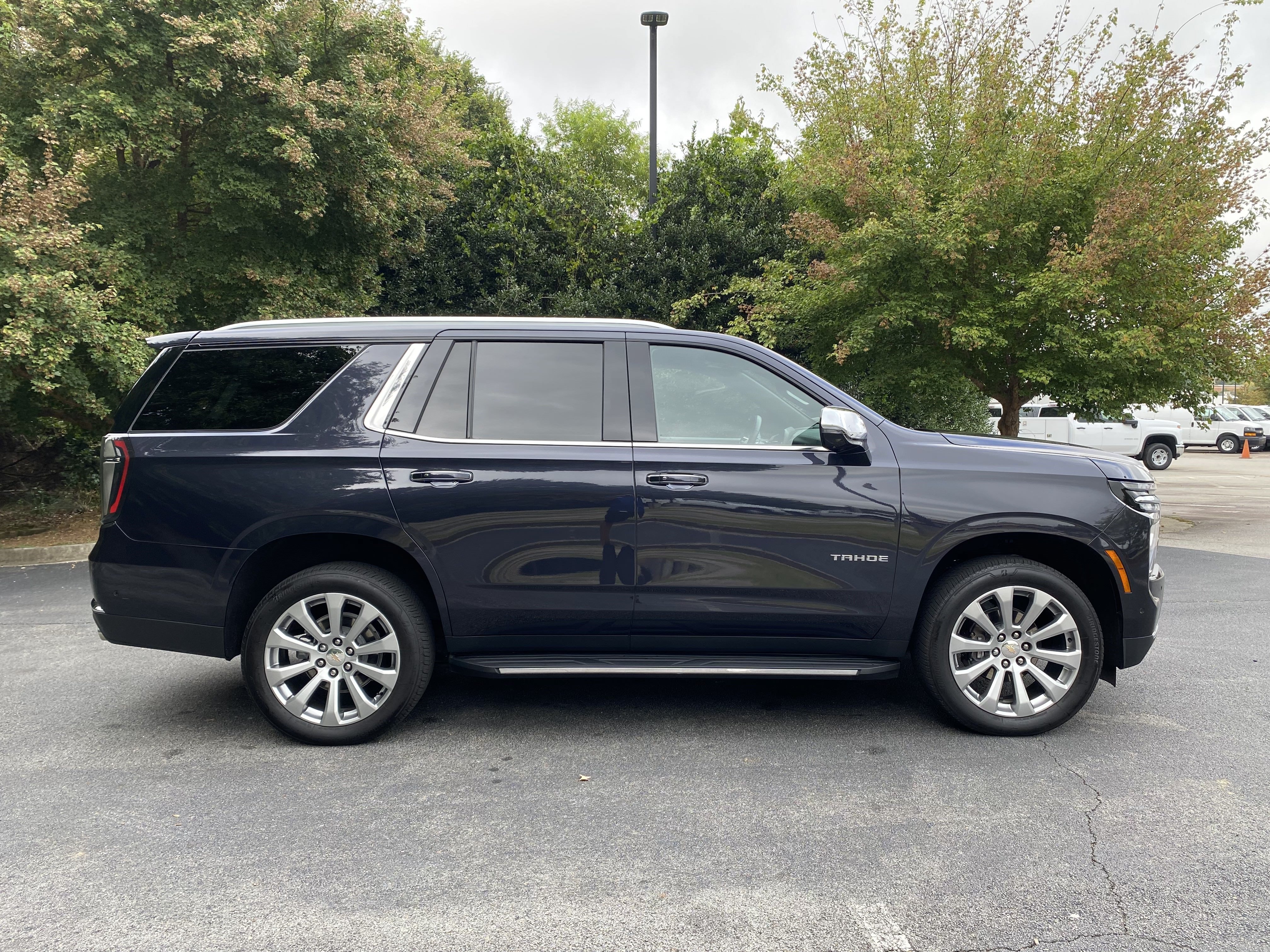 Used 2025 Chevrolet Tahoe Premier w/ Sun And Tow Package AWD/4WD image 10