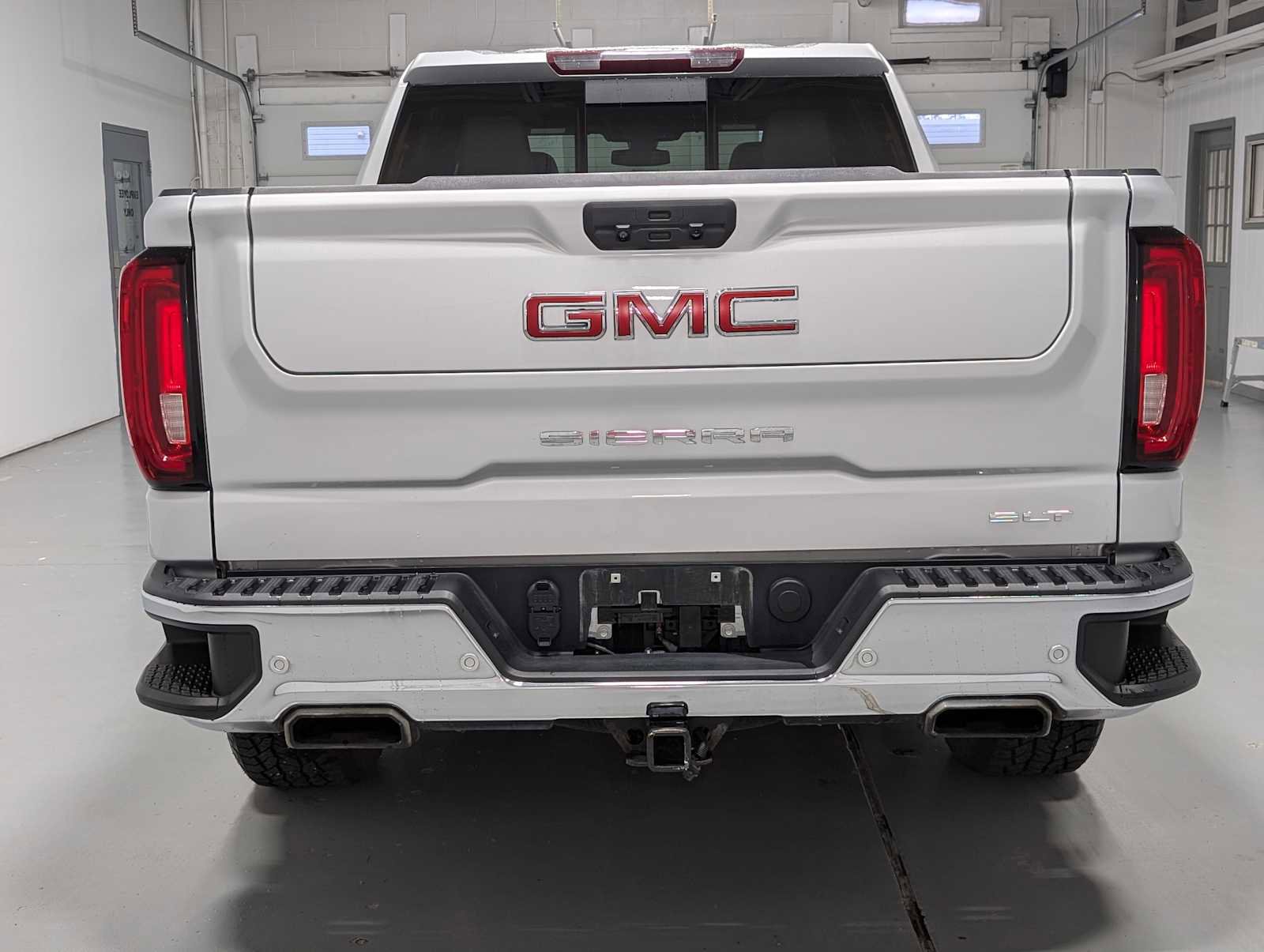 Certified 2020 GMC Sierra 1500 SLT w/ SLT Premium Plus Package AWD/4WD image 9