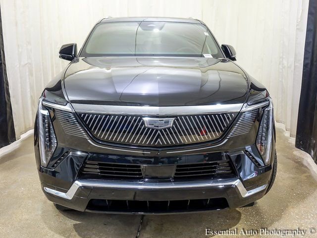 New 2026 Cadillac Escalade IQL Luxury w/ LPO, Radiant Package image 4