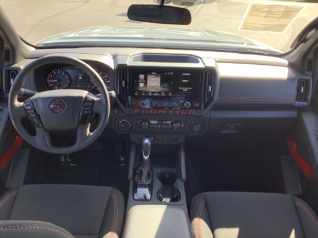 Used 2025 Nissan Frontier PRO-4X AWD/4WD image 6