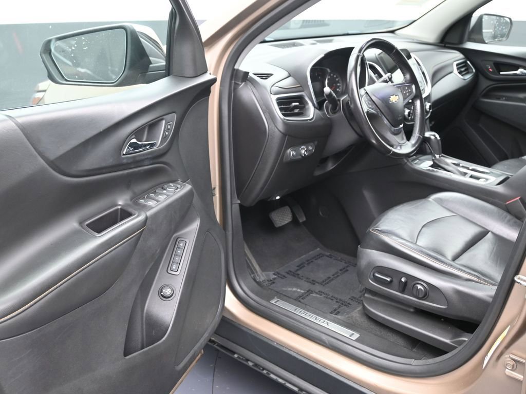 Used 2019 Chevrolet Equinox Premier image 11