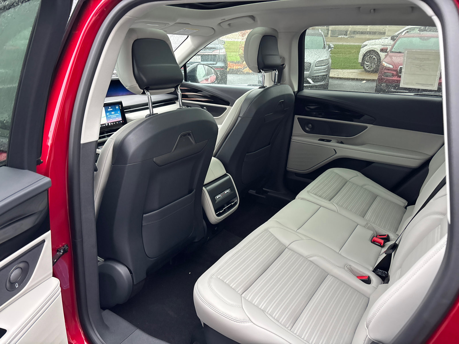 New 2026 Lincoln Nautilus Reserve w/ Jet Appearance Package image 29