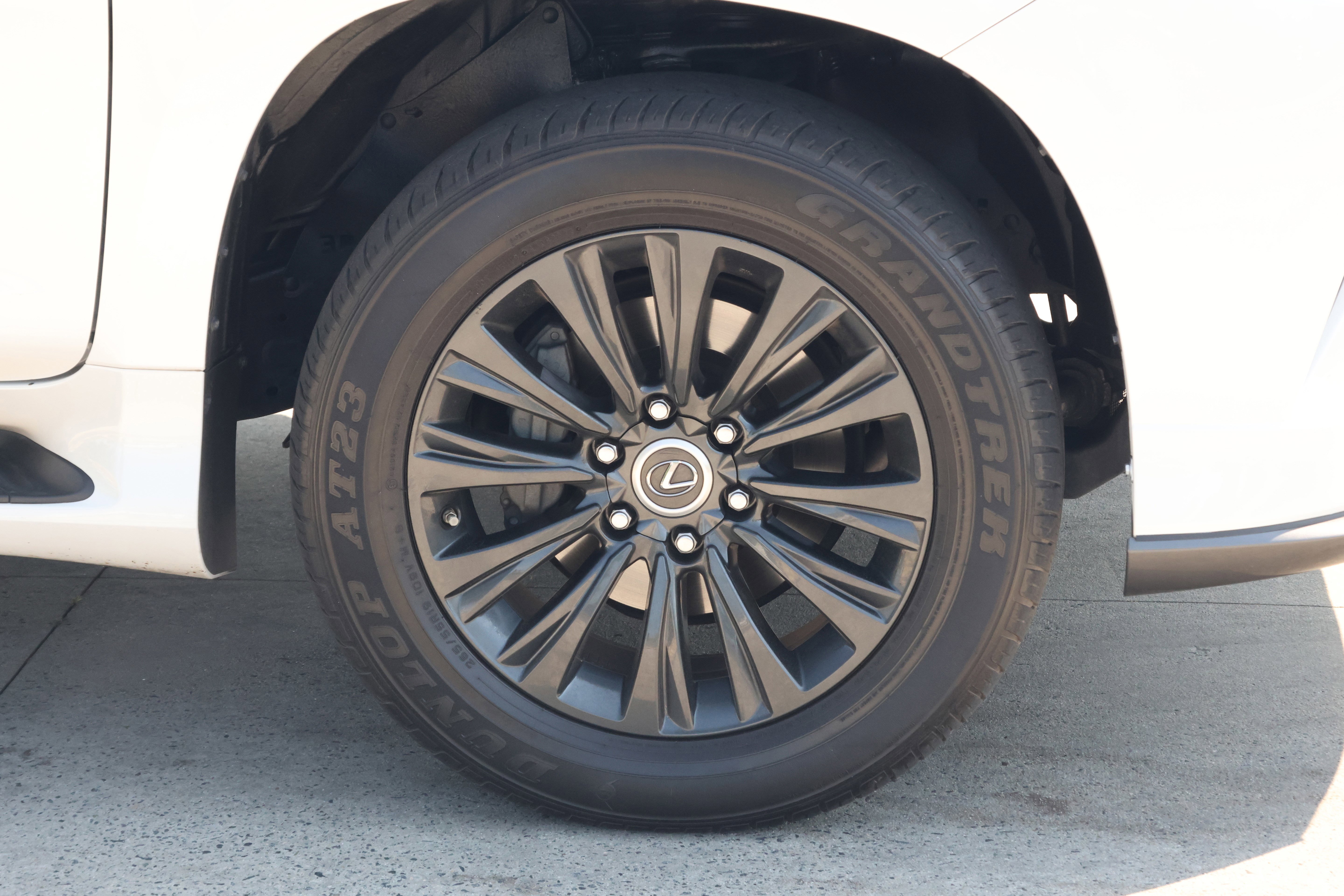 Used 2023 Lexus GX 460 Premium AWD/4WD image 11