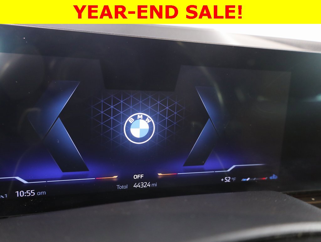 Used 2023 BMW X7 xDrive40i w/ Executive Package image 9