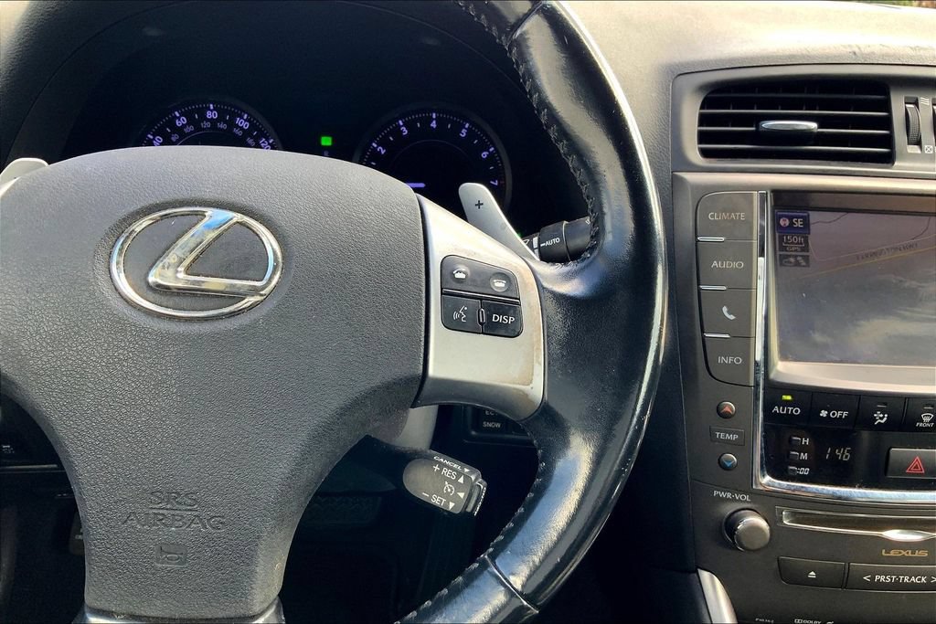 Used 2015 Lexus IS 250C w/ Luxury Package RWD image 17