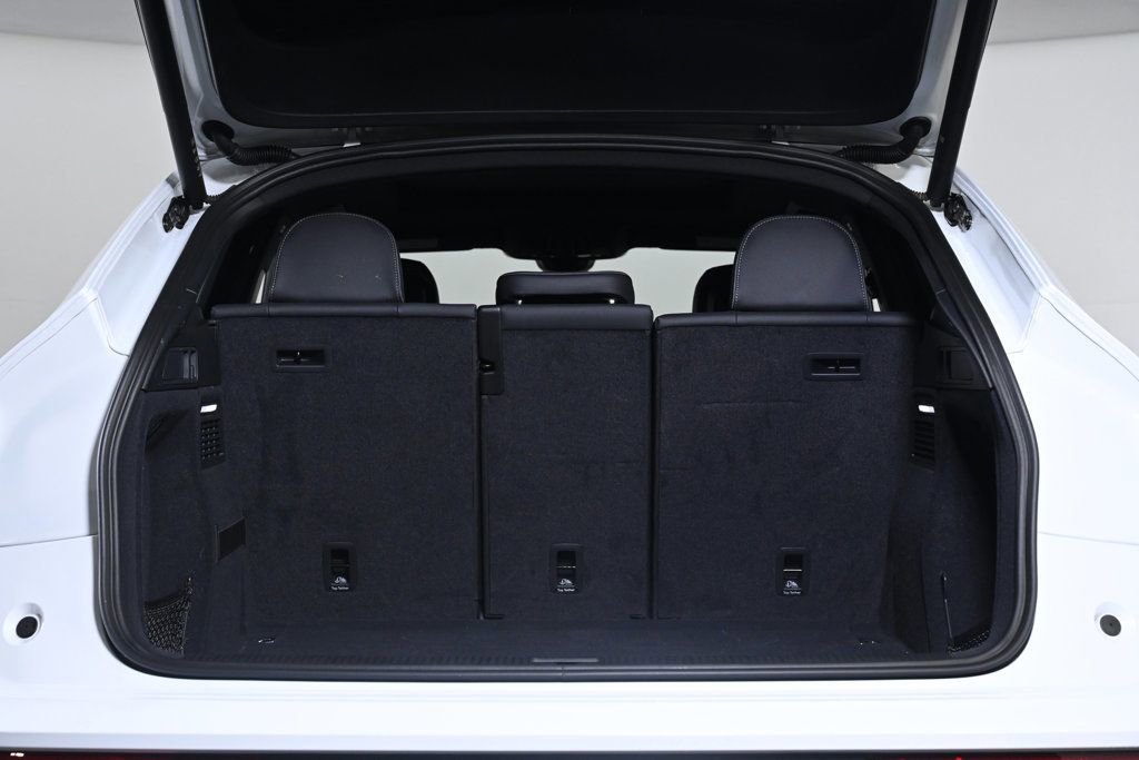 Certified 2025 Audi Q5 2.0T Premium Plus w/ Premium Plus Package AWD/4WD image 22