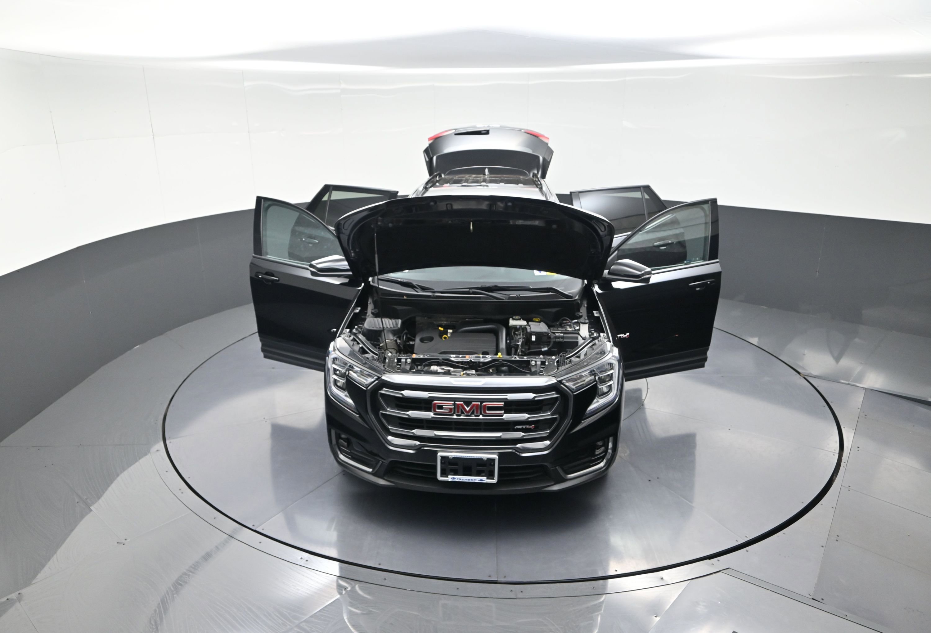 Used 2024 GMC Terrain AT4 image 12