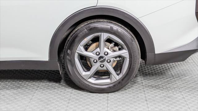 Used 2025 Kia K4 FWD image 34