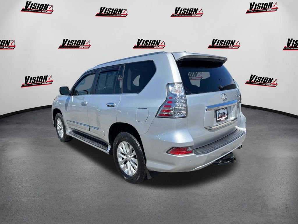 Used 2017 Lexus GX 460 Premium w/ Premium Package image 7