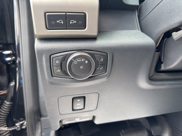 Used 2022 Ford F450 Lariat w/ FX4 Off-Road Package image 26