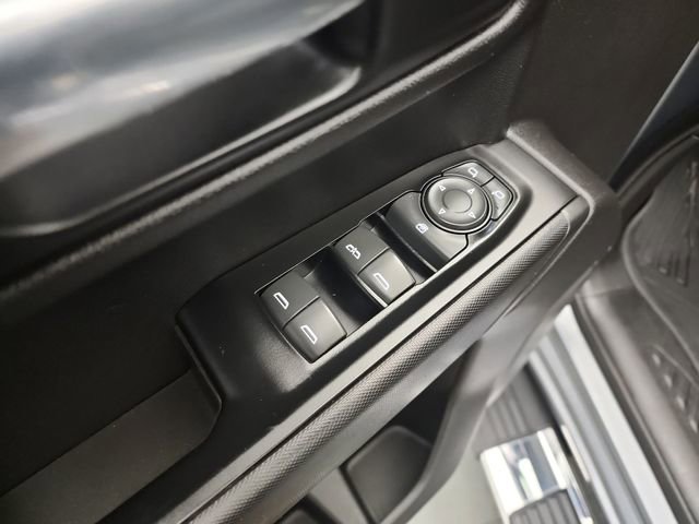 Used 2019 GMC Sierra 1500 Base 4WD 4D Crew Cab w/ Convenience Package image 19