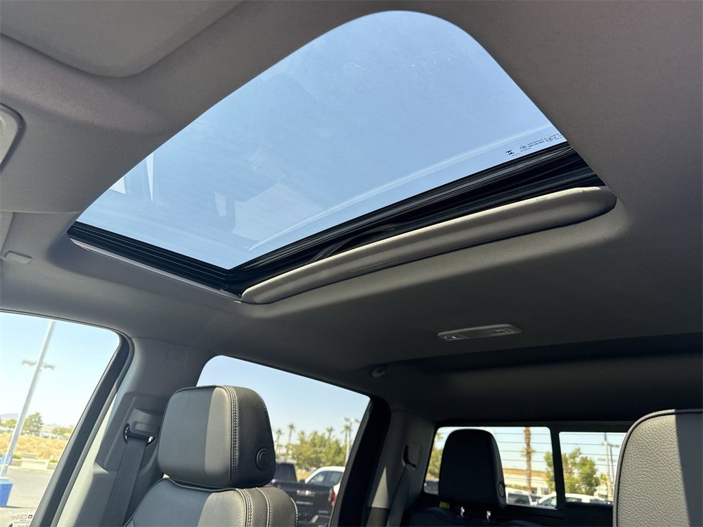 New 2025 GMC Sierra 2500 Denali w/ Denali Reserve Package image 10