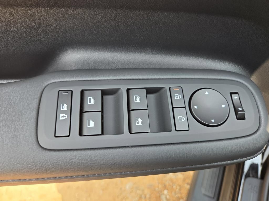 New 2027 Hyundai Santa Fe SEL FWD image 19