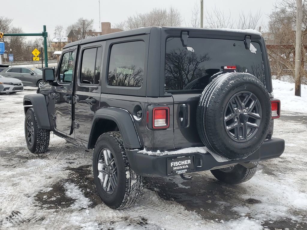 Used 2024 Jeep Wrangler Sport S image 4