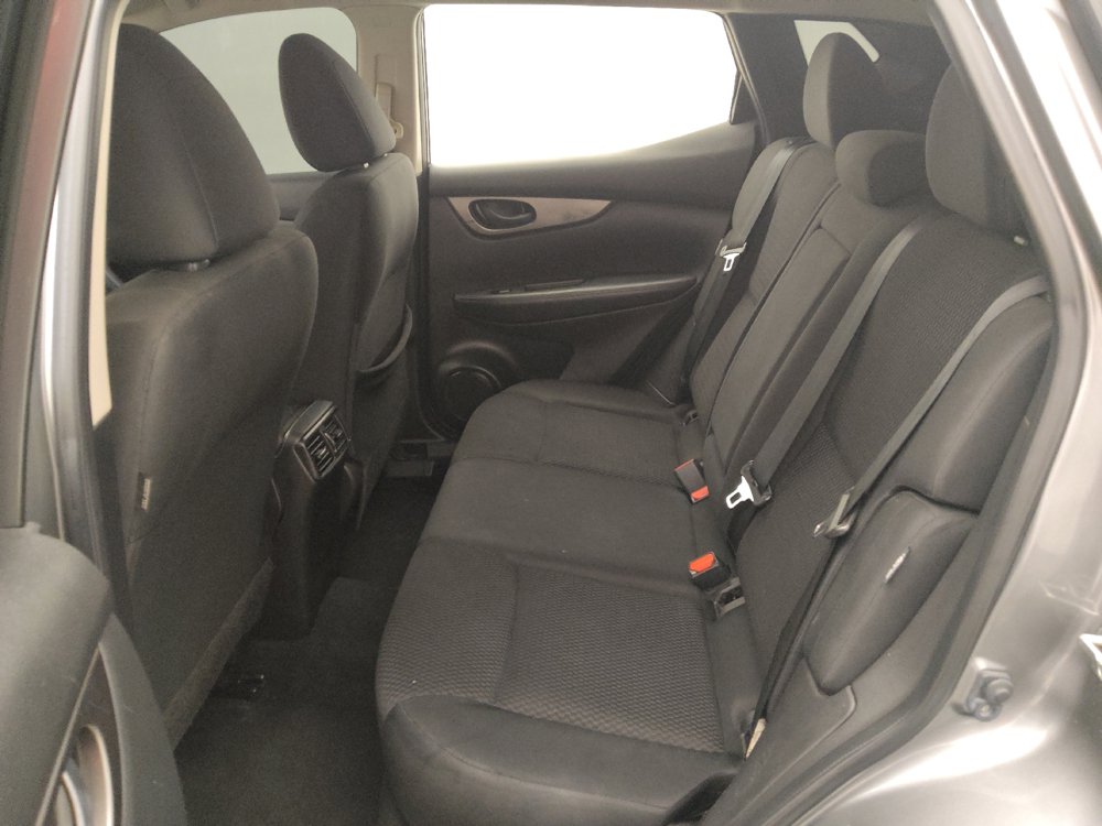 Used 2021 Nissan Rogue Sport S FWD image 18