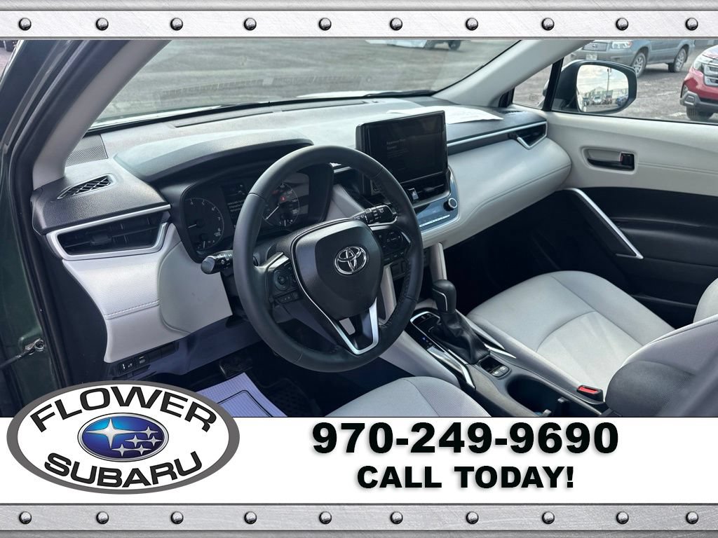 Used 2024 Toyota Corolla Cross LE AWD/4WD image 22