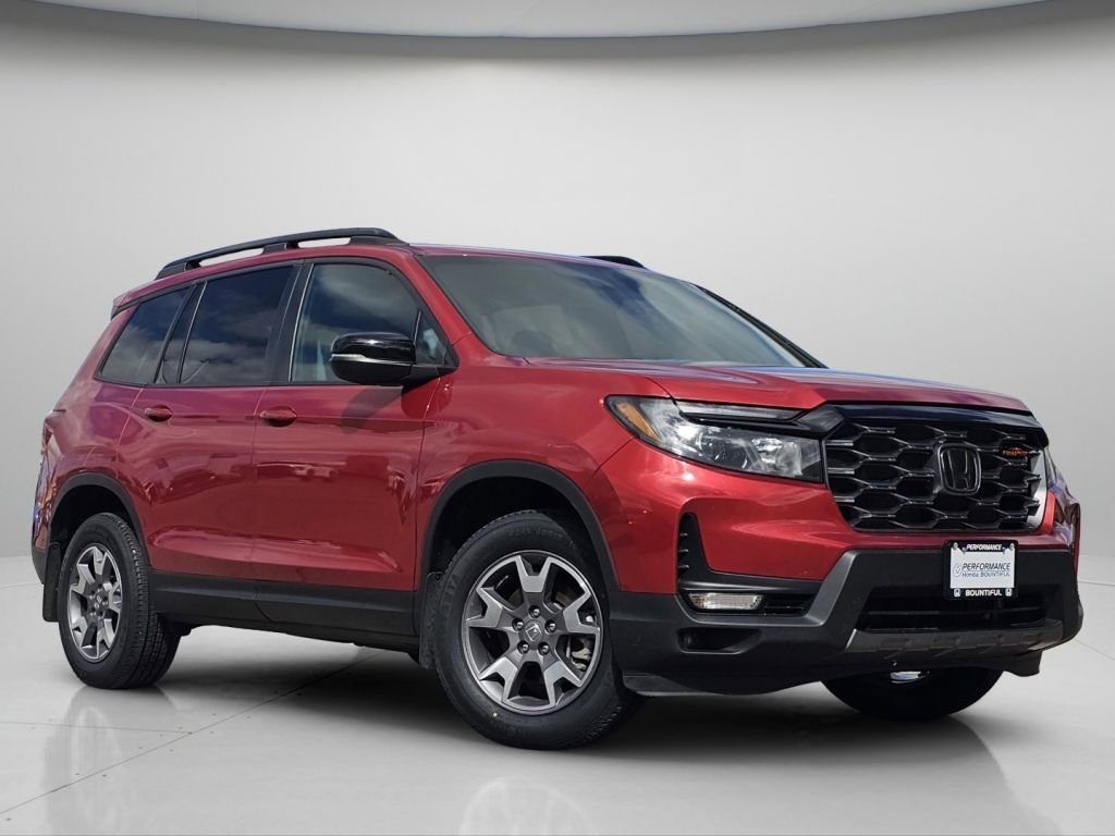 Used 2023 Honda Passport TrailSport image 2