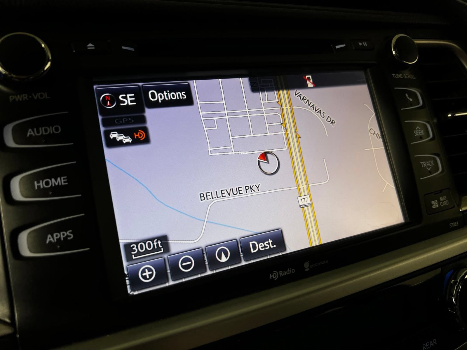 Used 2015 Toyota Highlander XLE AWD/4WD image 19