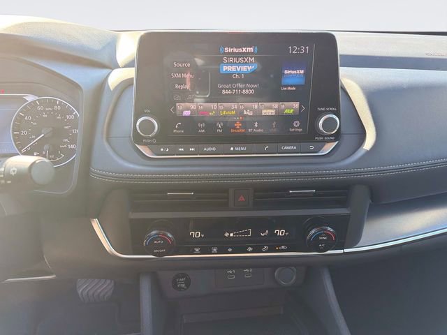 Used 2024 Nissan Rogue SV image 29