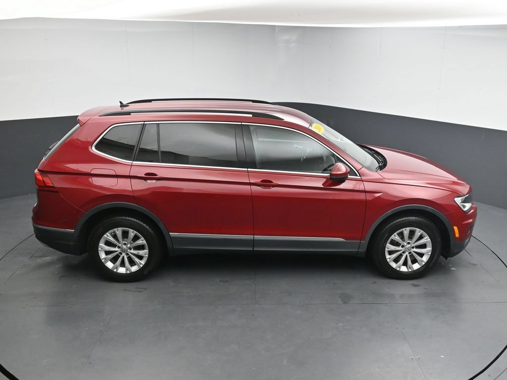 Used 2018 Volkswagen Tiguan SE AWD/4WD image 32
