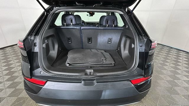Used 2022 Chevrolet Bolt EUV Premier w/ Sun & Sound Package FWD image 28