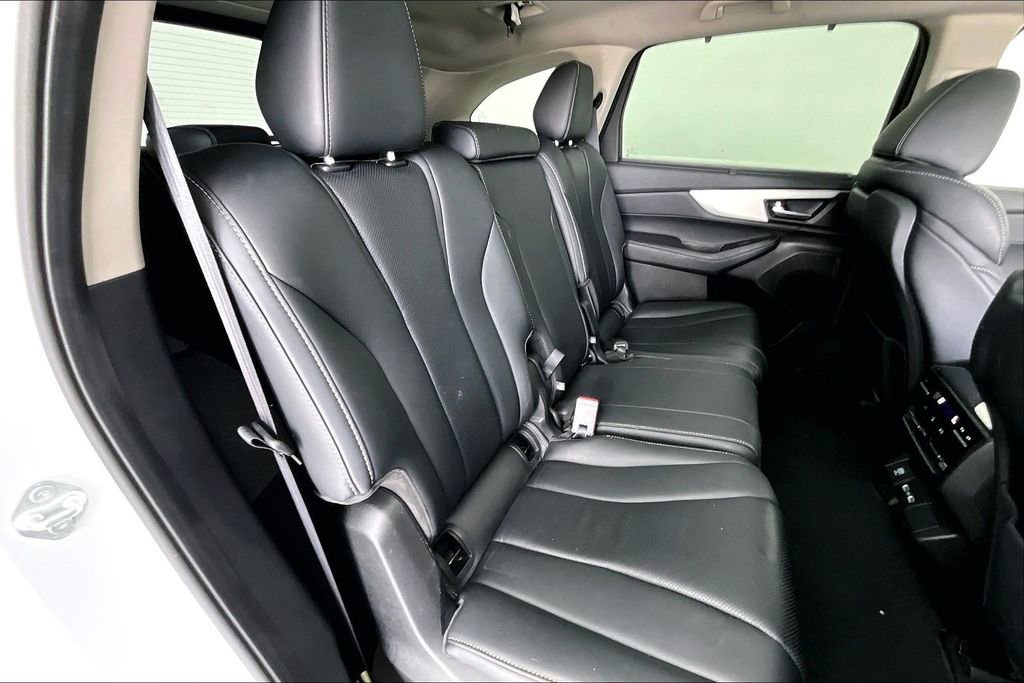 Certified 2026 Acura MDX w/ Advance Package image 33