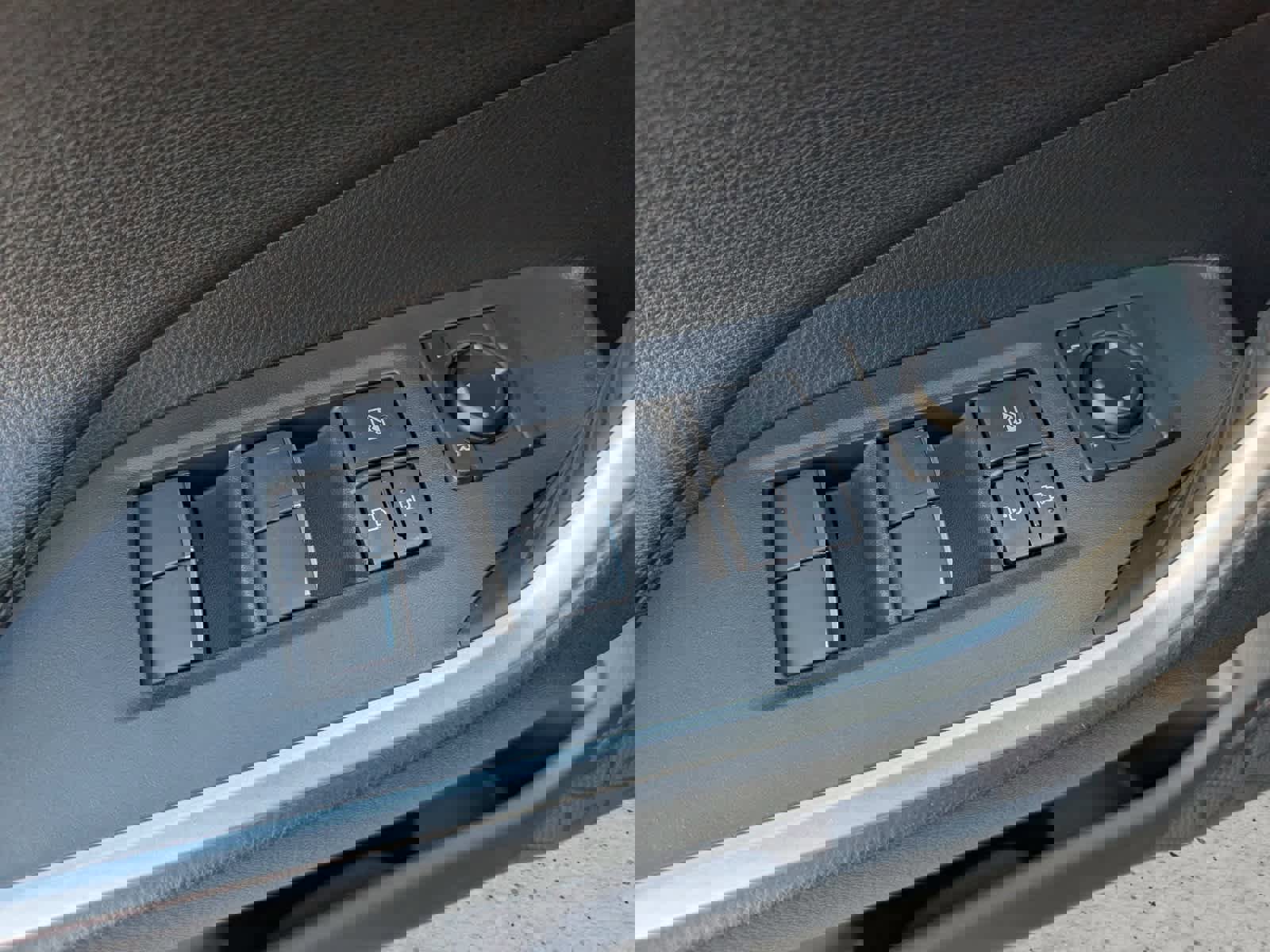 Used 2019 Toyota RAV4 XSE image 20