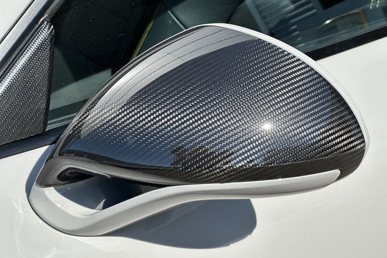 Used 2018 Porsche 911 GT2 RS w/ Weissach Package image 38