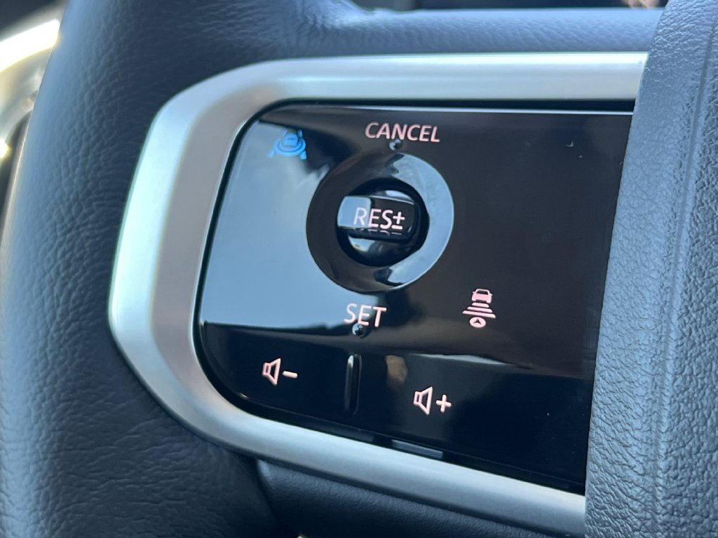 Certified 2026 Nissan Armada Platinum RWD image 10