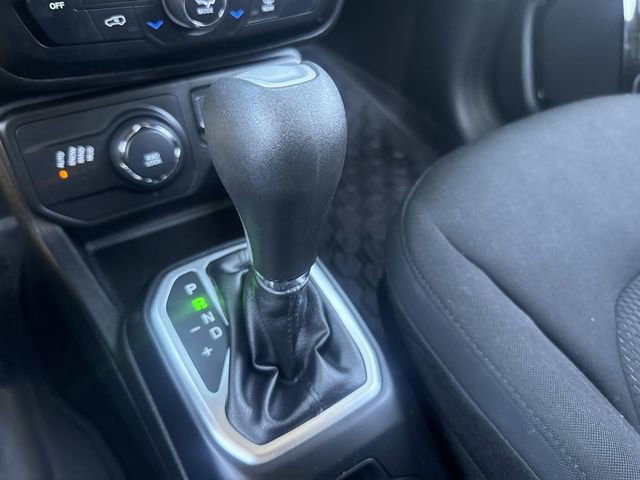 Used 2020 Jeep Renegade Altitude image 28