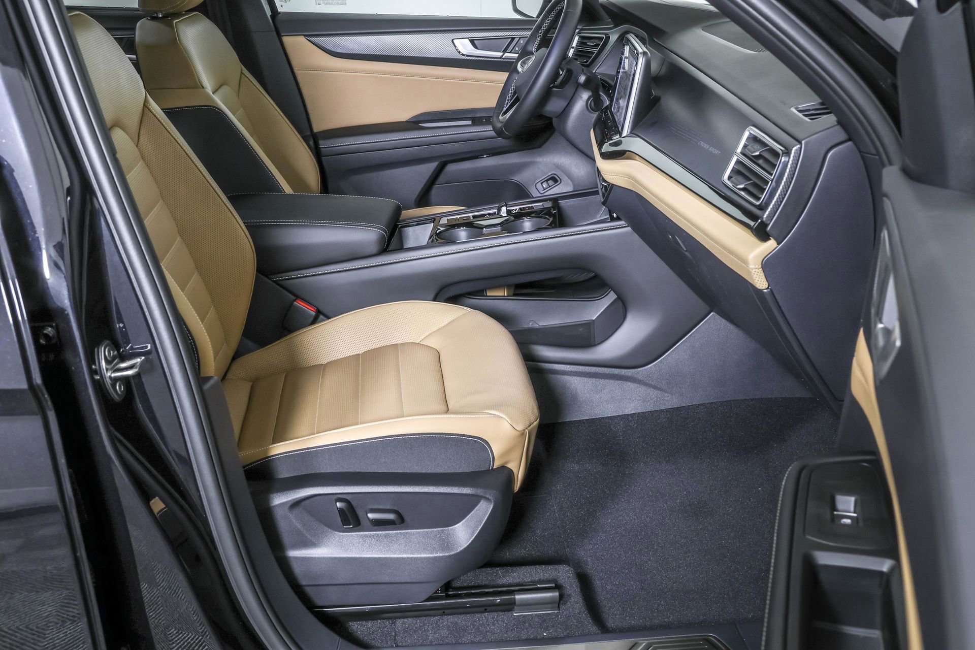 New 2026 Volkswagen Atlas Cross Sport SEL image 44