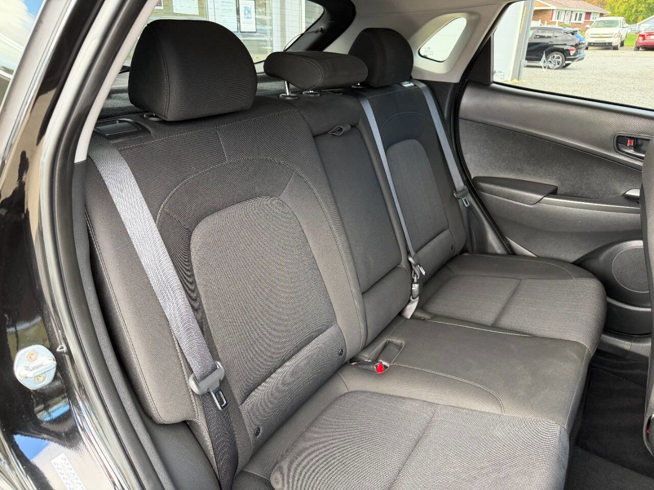 Used 2023 Hyundai Kona SEL w/ Cargo Package image 18