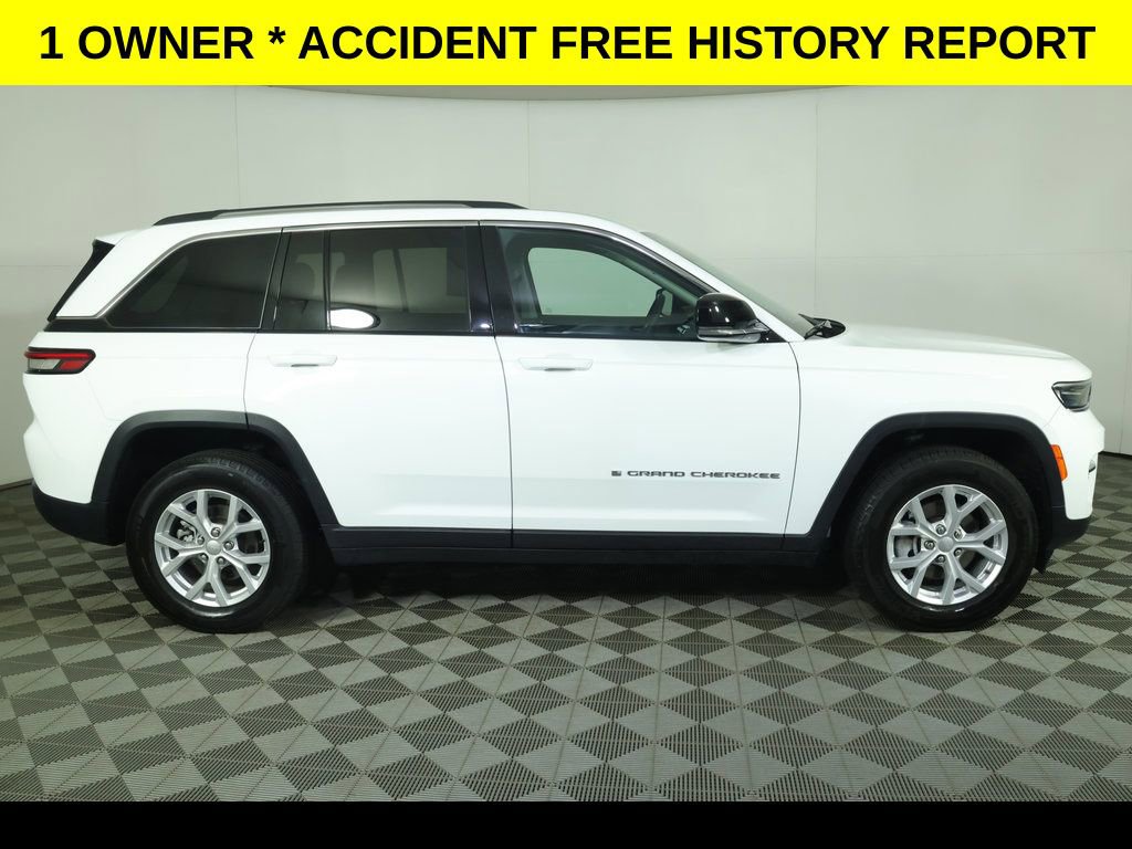 Used 2024 Jeep Grand Cherokee Limited image 2