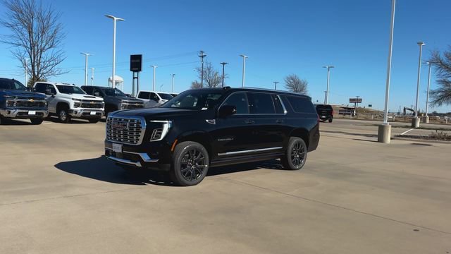 New 2026 GMC Yukon XL Denali w/ Sun & Power Step Package image 4