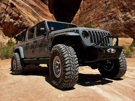 Used 2021 Jeep Gladiator Mojave AWD/4WD image 2