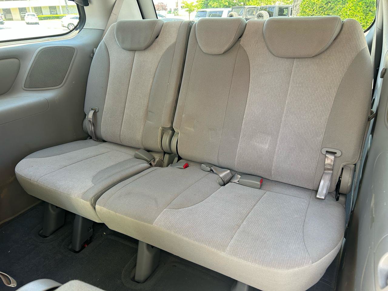 Used 2009 Kia Sedona LX w/ PWR Pkg FWD image 16