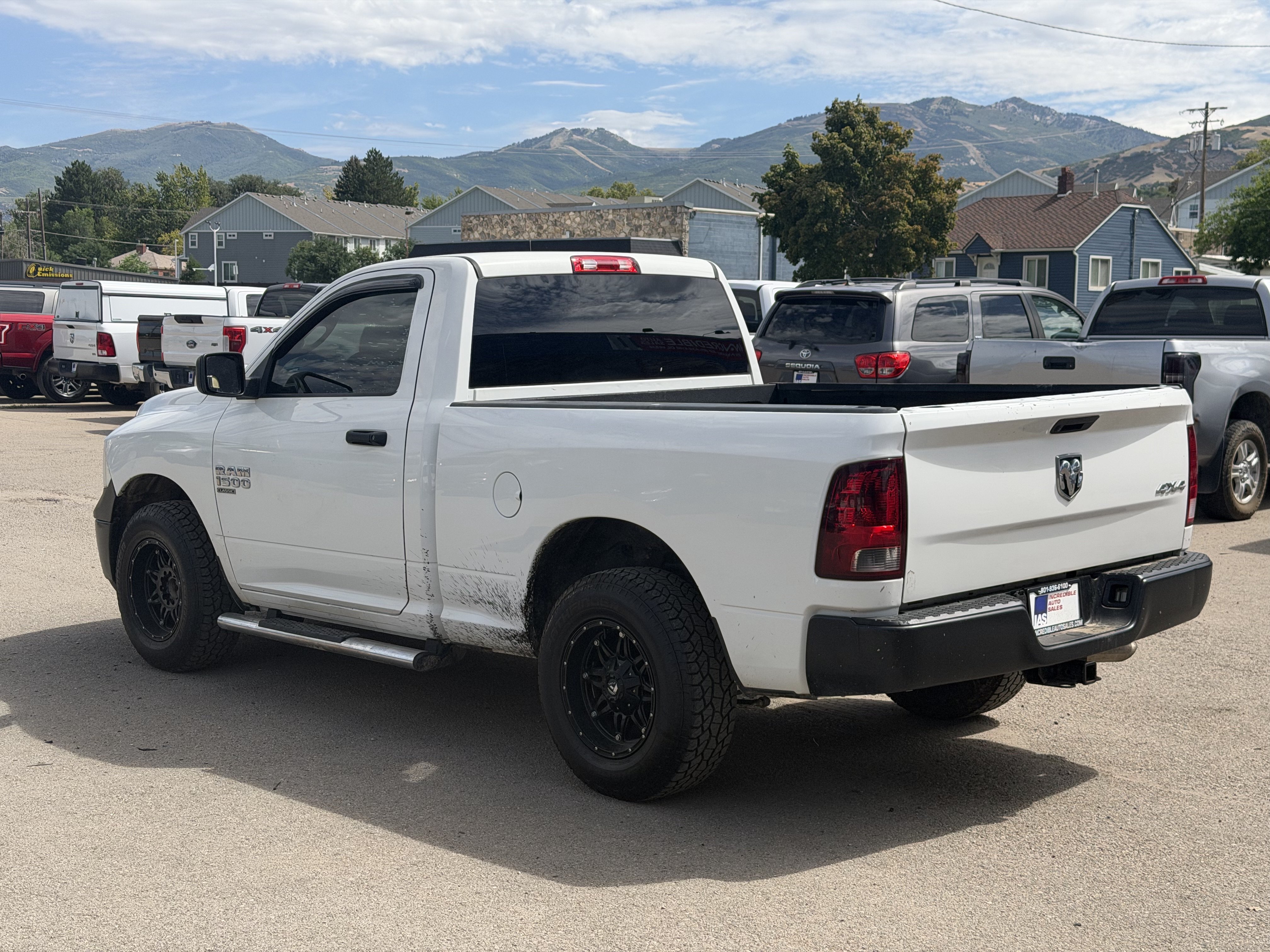 Used 2019 RAM 1500 Classic Tradesman AWD/4WD image 4